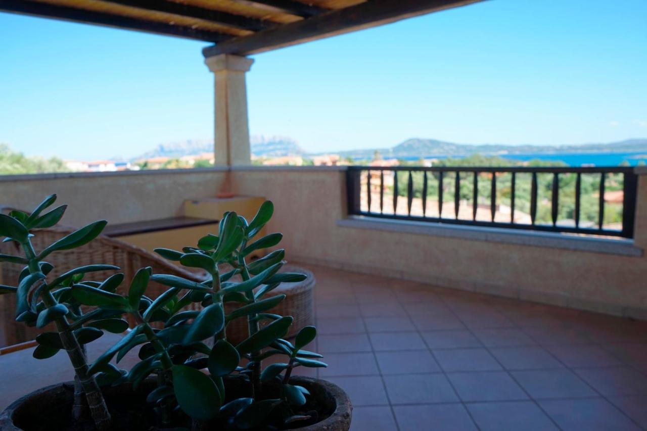 Homey Experience - Terrace Sea View Apartment Olbia Kültér fotó